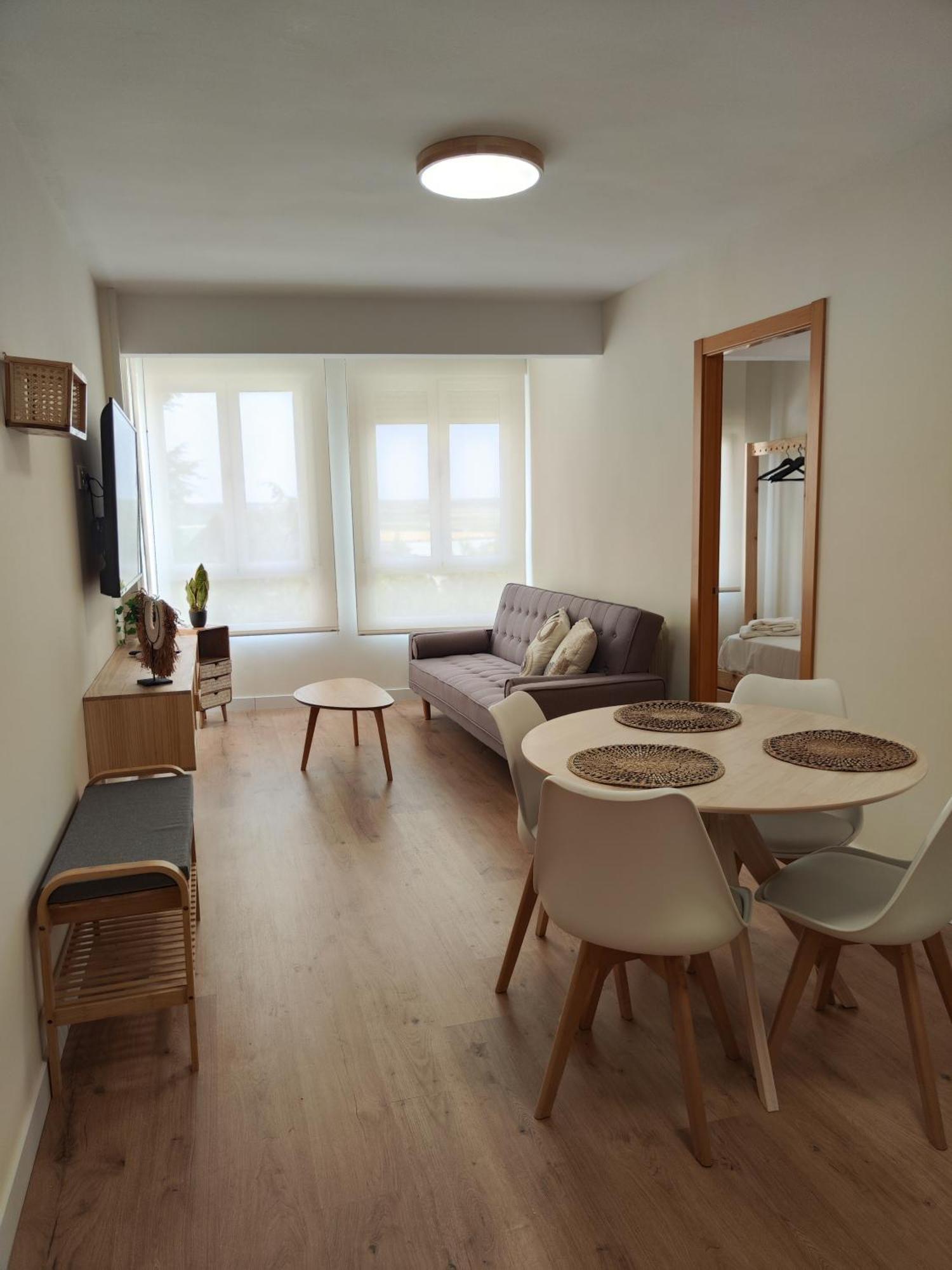 Apartamentos Go Buenavista- Тордесільяс Екстер'єр фото